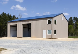 Plus de détails pour 2088 Angelia M St, Fayetteville, NC - Local d'activités à louer