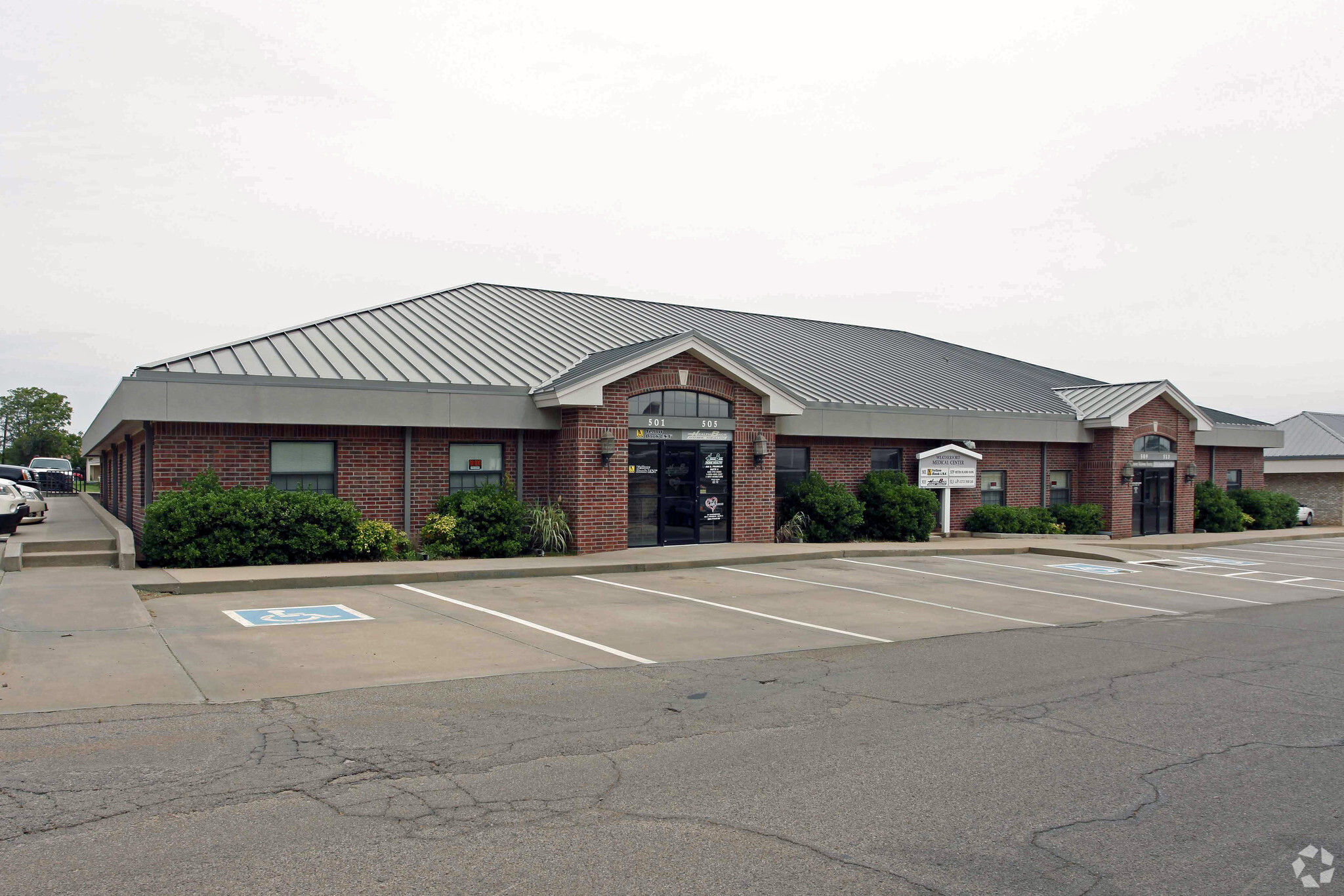 513 E Franklin Ave, Weatherford, OK for sale Primary Photo- Image 1 of 1