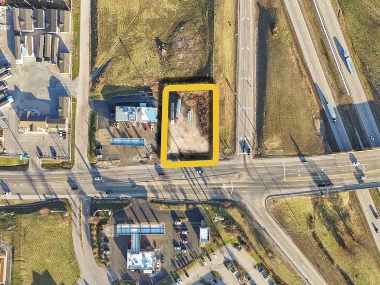 1005 Maysville Rd, Mount Sterling, KY for sale - Aerial - Image 2 of 7