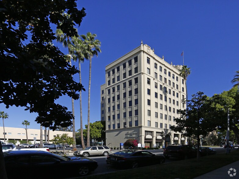 65 N Madison Ave, Pasadena, CA à louer - Photo du bâtiment - Image 3 de 3