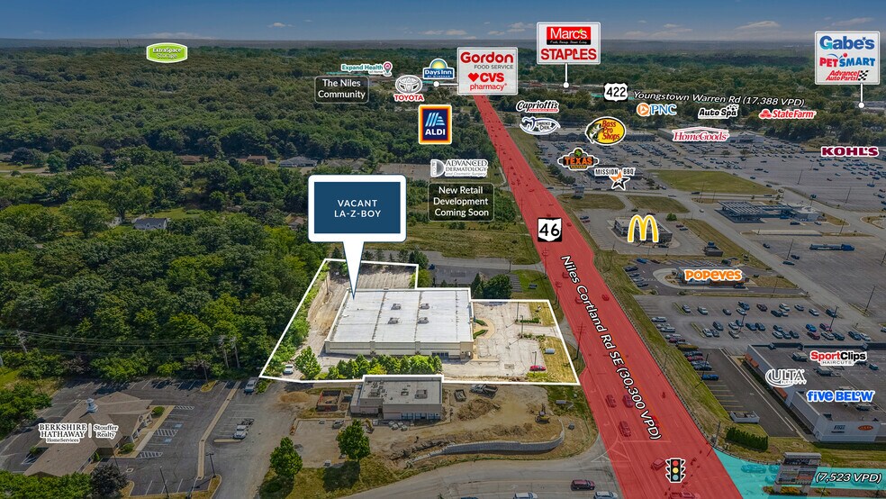 2075 Niles Cortland Rd, Warren, OH à vendre - Photo du bâtiment - Image 3 de 6