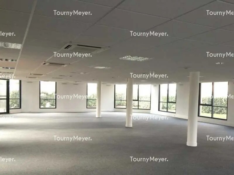 Office in Toulouse for lease Interior Photo- Image 1 of 5