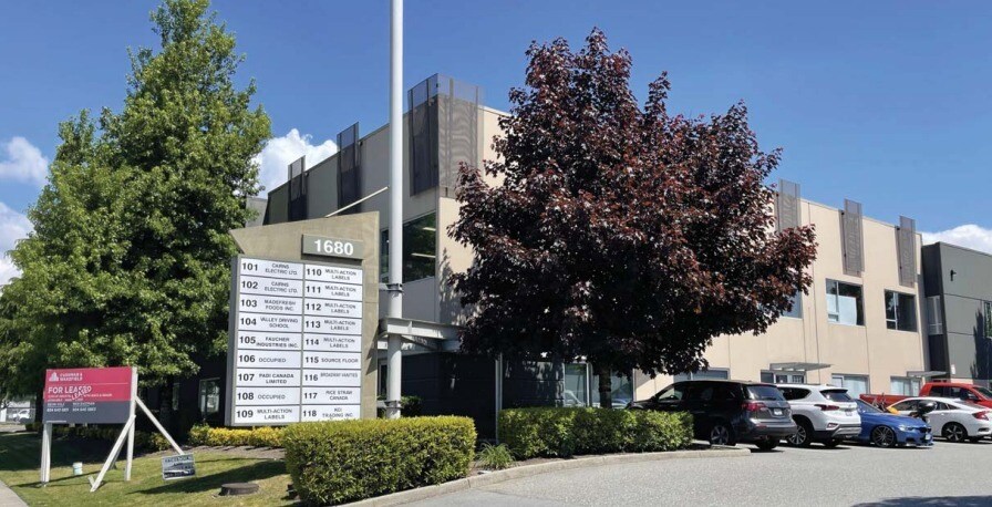 1680 Broadway St, Port Coquitlam, BC à vendre Photo du bâtiment- Image 1 de 1