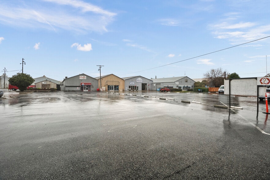 642 Quarry Rd, San Carlos, CA for lease - Building Photo - Image 3 of 12