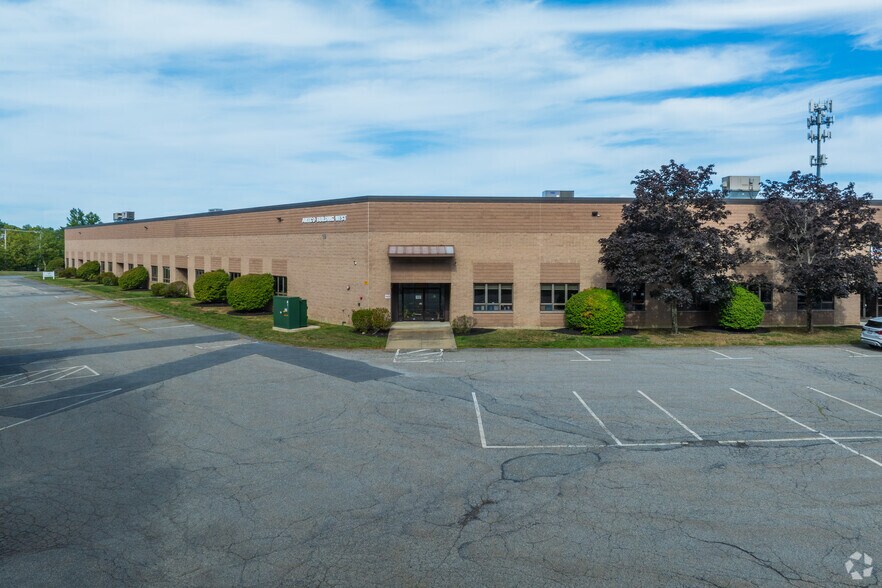 19 Alexander Rd, Billerica, MA à louer - Photo principale - Image 1 de 6