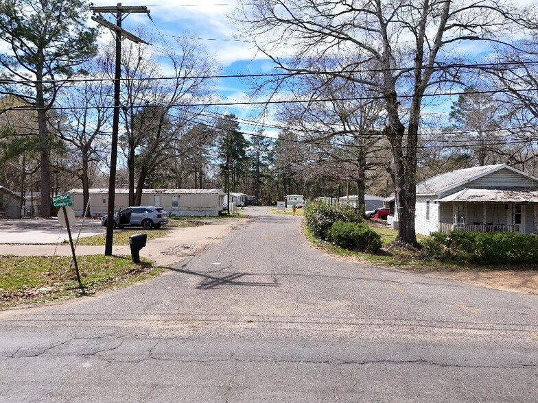 220 Bayou Maria Rd Ln, Pineville, LA à vendre - Photo du bâtiment - Image 2 de 6