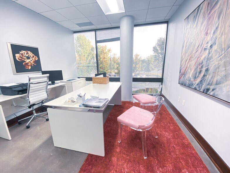 4343 Von Karman Ave, Newport Beach, CA à louer - Photo intérieure - Image 2 de 15