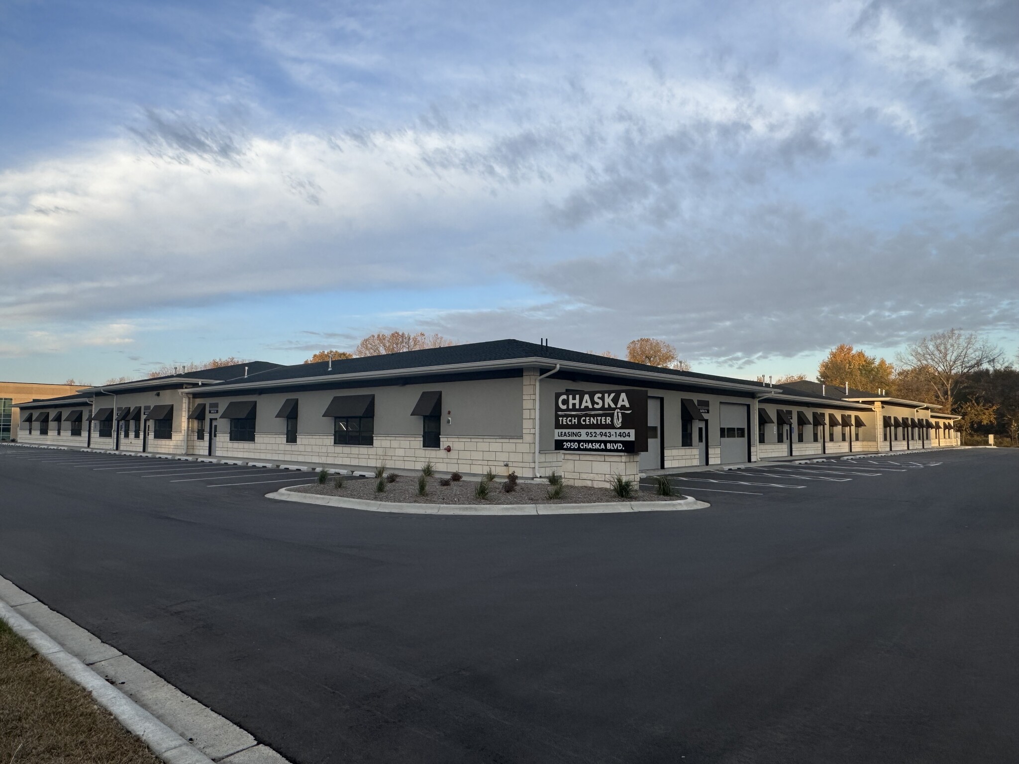 2950 Chaska Blvd, Chaska, MN for lease Building Photo- Image 1 of 11