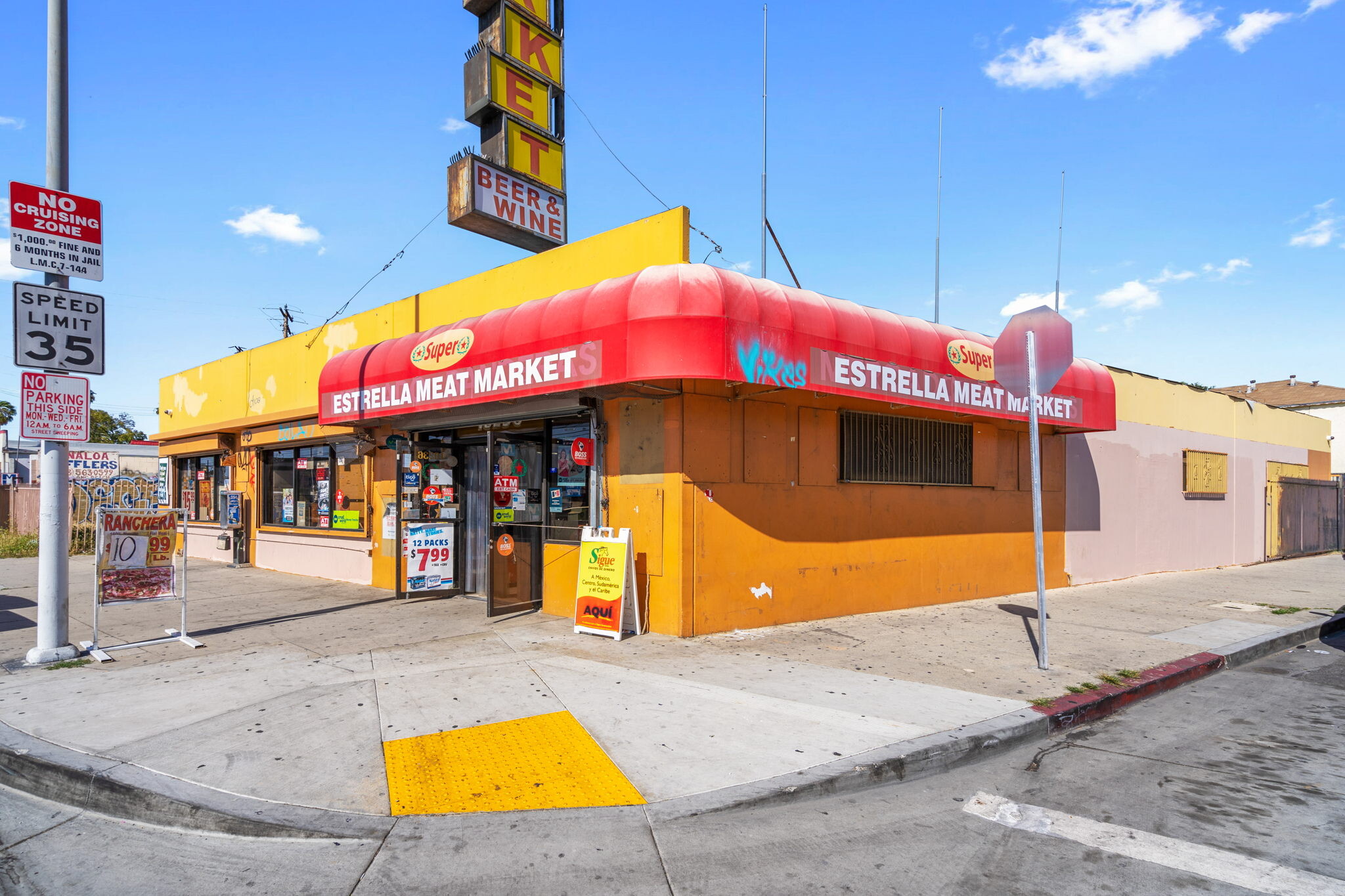 10236 Long Beach Blvd, Lynwood, CA for sale Primary Photo- Image 1 of 25