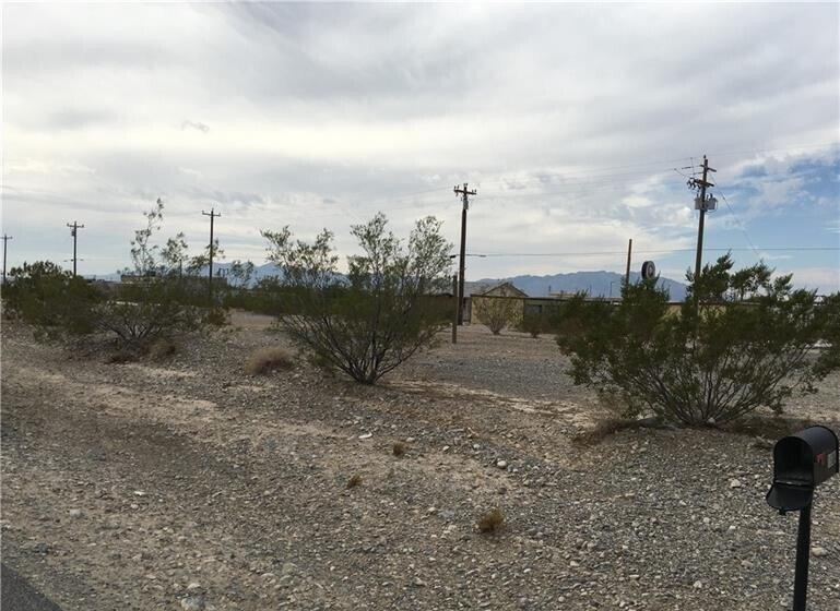 190 Emery St, Pahrump, NV for sale - Building Photo - Image 2 of 2