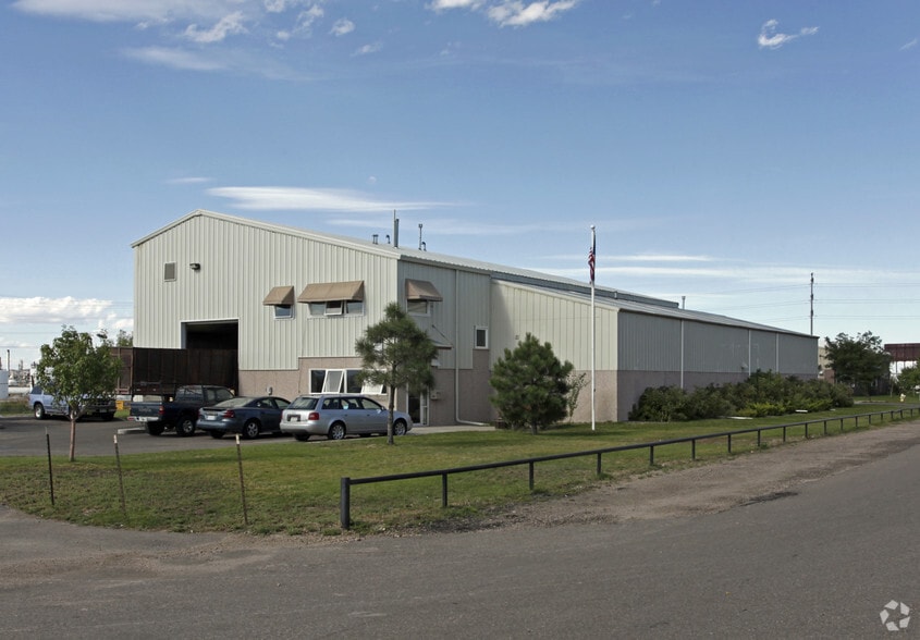 5303 Vasquez Blvd, Commerce City, CO for lease - Primary Photo - Image 3 of 4
