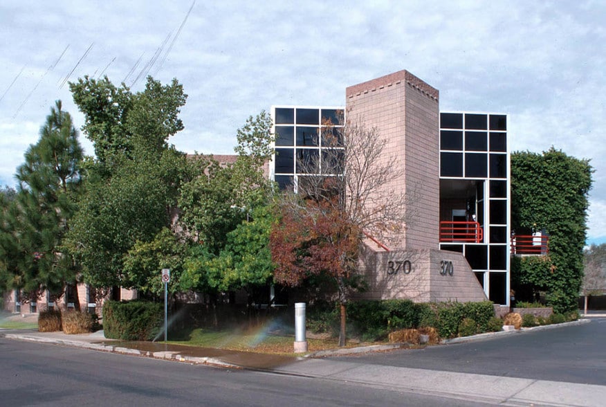 370 E Virginia Ave, Phoenix, AZ for sale - Building Photo - Image 2 of 8
