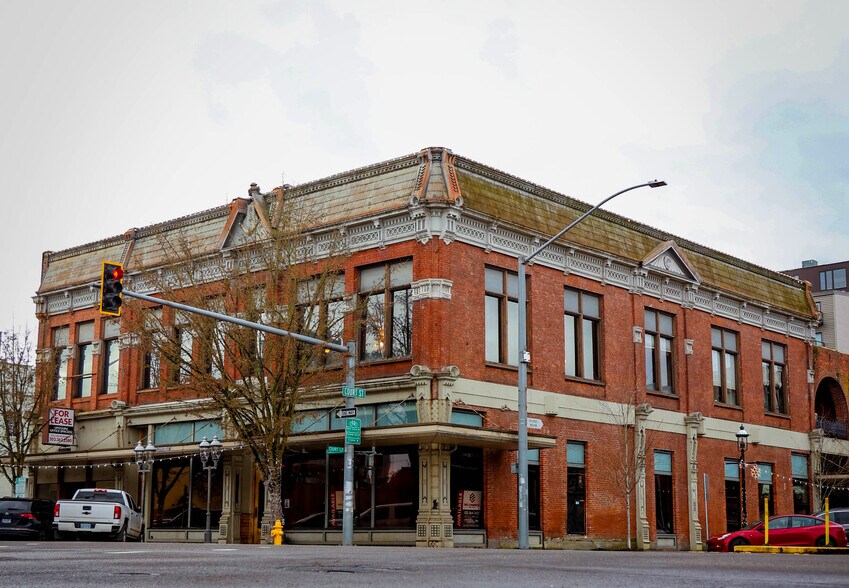 179-195 Commercial St NE, Salem, OR à louer - Photo principale - Image 1 de 6