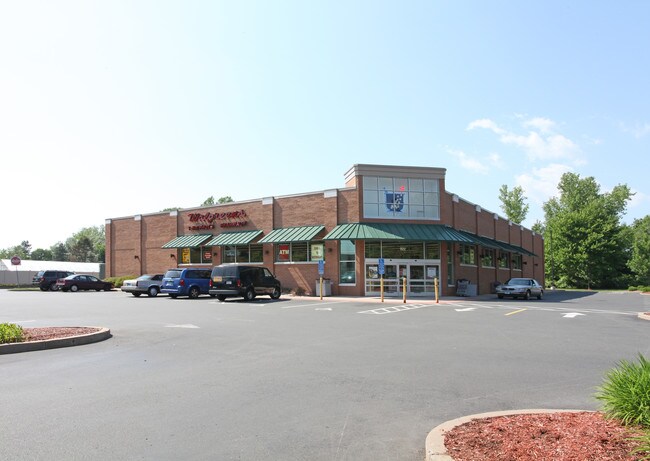 More details for 922 Silver Ln, East Hartford, CT - Retail for Sale