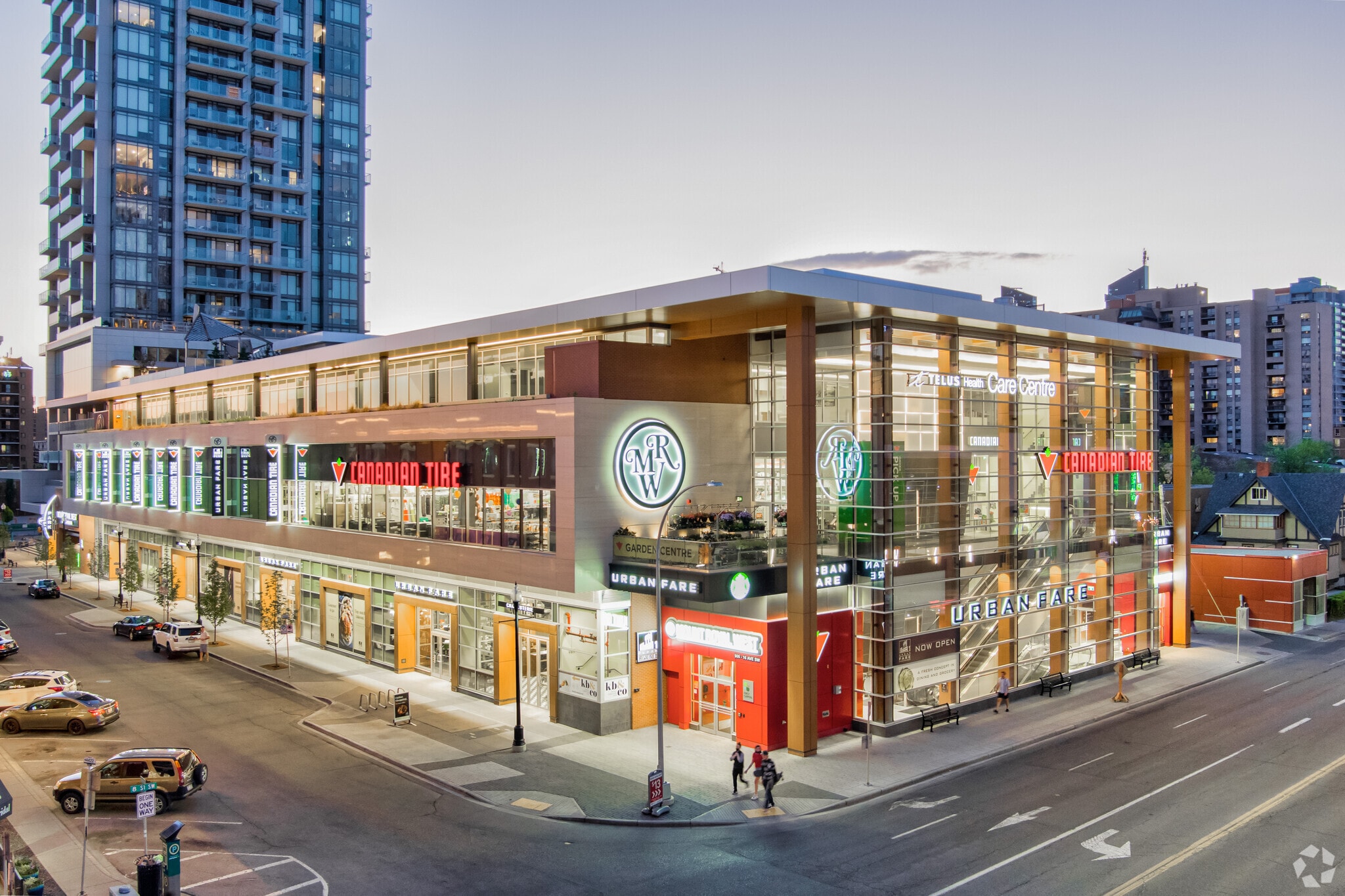 906 16th Ave SW, Calgary, AB for lease Primary Photo- Image 1 of 9