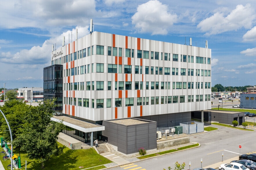 1699 Le Corbusier, Laval, QC for lease - Building Photo - Image 2 of 3