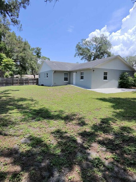 132 E Citrus St, Altamonte Springs, FL à vendre - Photo du bâtiment - Image 2 de 6