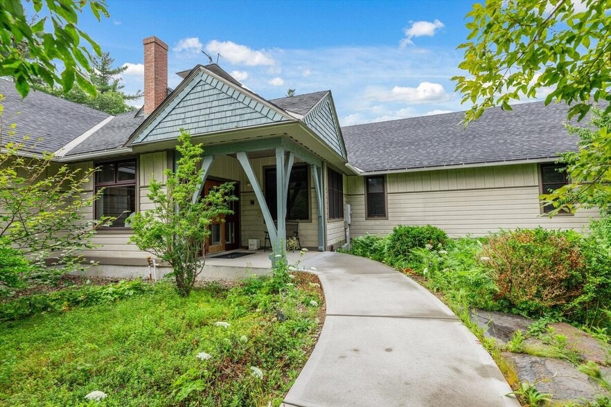 457 Route 123, Sharon, NH à louer - Photo du bâtiment - Image 2 de 27