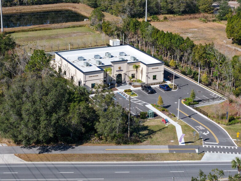 2386 Florida Highway 426 Hwy, Oviedo, FL à vendre - Photo du bâtiment - Image 3 de 48