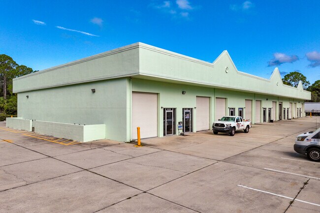 Plus de détails pour 3860 Curtis Blvd, Port Saint John, FL - Flex à vendre