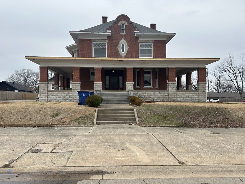 500 S 19th St, Fort Smith, AR à vendre - Photo du bâtiment - Image 1 de 1