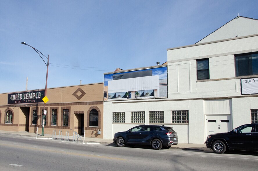 3161 N Elston Ave, Chicago, IL à louer - Photo du bâtiment - Image 2 de 3