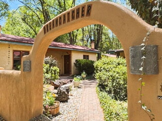 More details for 416 La Lomita Rd, Taos, NM - Hospitality for Sale