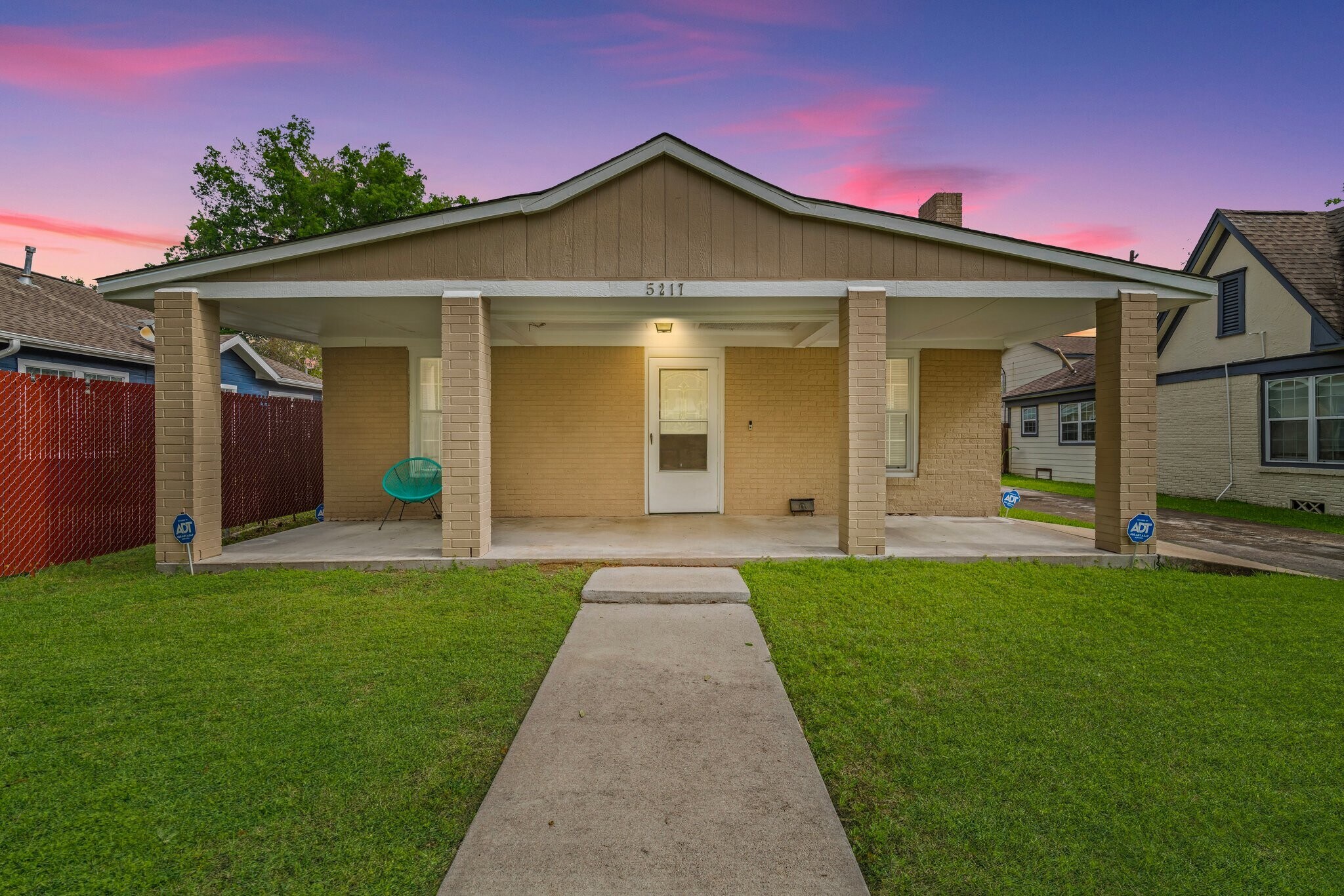 5217 Claremont St, Houston, TX à vendre Photo principale- Image 1 de 2