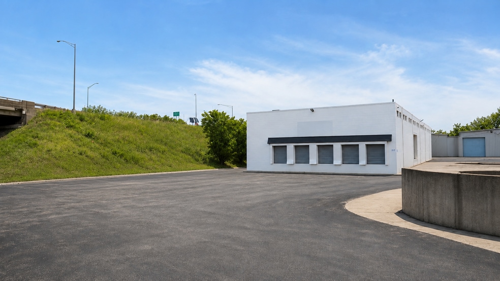 17 Wood St, West Haven, CT for lease - Building Photo - Image 2 of 14