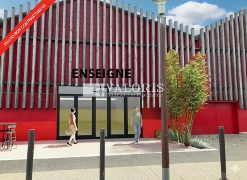 Retail in Villefranche-sur-Saône for lease - Building Photo - Image 3 of 11
