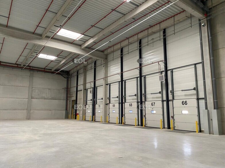 Industrial in Fontenoy-sur-Moselle for lease - Interior Photo - Image 3 of 4