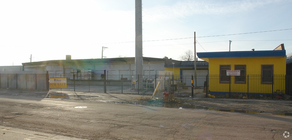 3018 S Spaulding Ave, Chicago, IL for sale - Primary Photo - Image 1 of 4