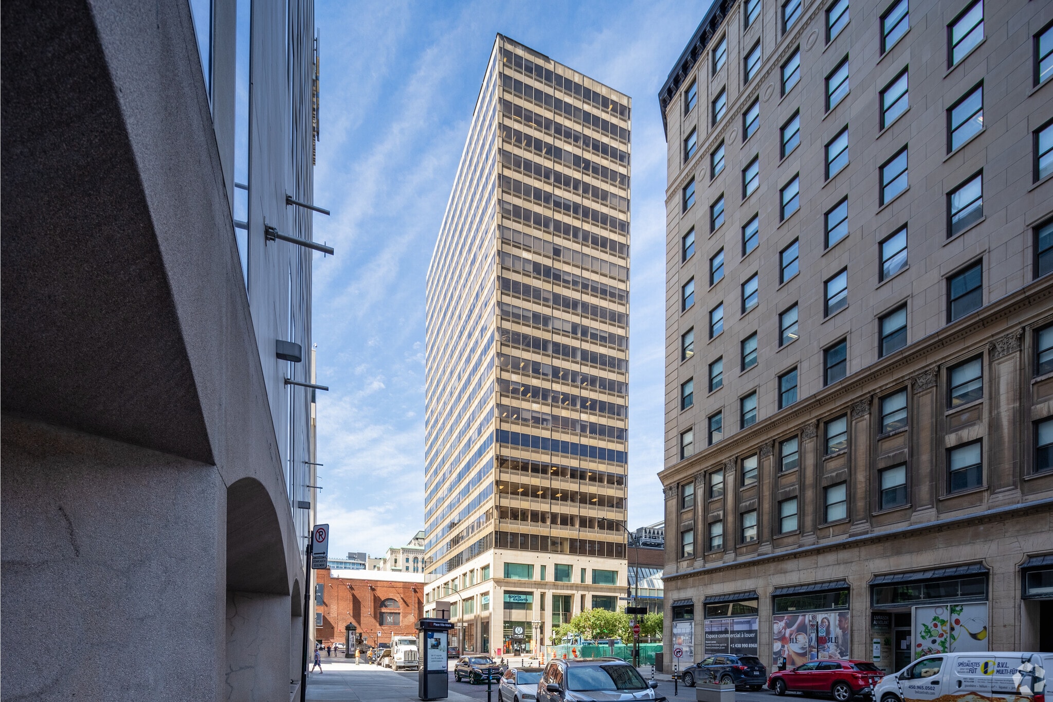 1200 Av Mcgill College, Montréal, QC à louer Photo principale- Image 1 de 7