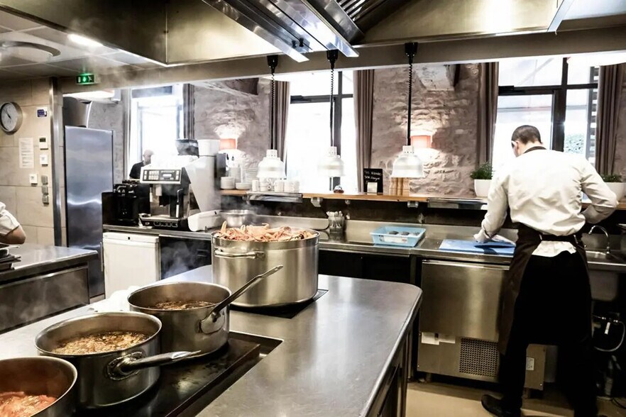 Local d'activités dans Beaune à vendre - Photo du bâtiment - Image 3 de 5