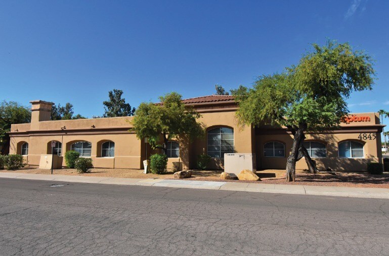 4845 E Thunderbird Rd, Scottsdale, AZ à louer Photo du bâtiment- Image 1 de 10