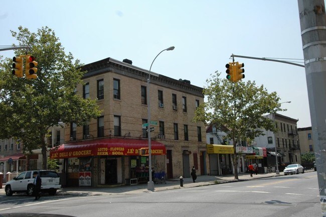 More details for 318-320 Cortelyou Rd, Brooklyn, NY - Retail for Lease