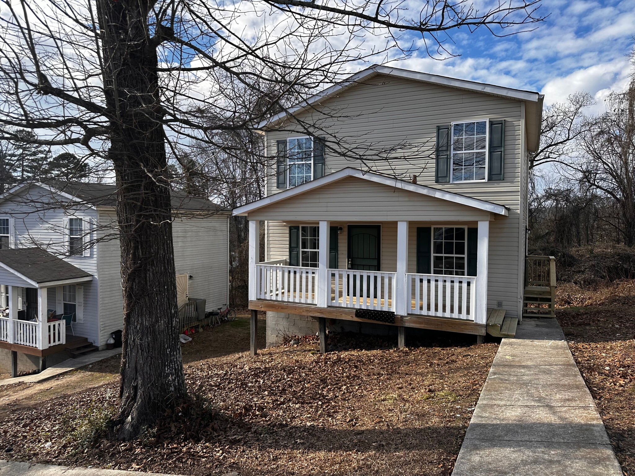 Chattanooga SFH Portfolio portfolio of 2 properties for sale on LoopNet.ca Building Photo- Image 1 of 3