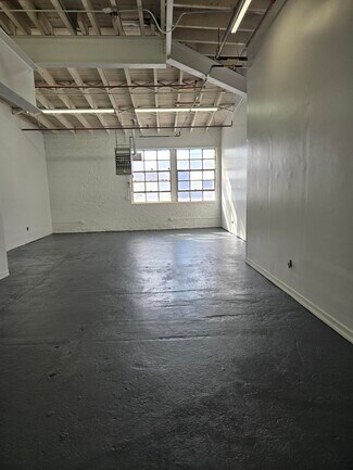Plus de détails pour 365-381 canal Pl, Bronx, NY - Local d'activités à louer