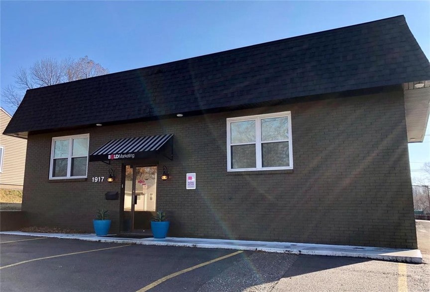 1917 William St, Cape Girardeau, MO for sale - Building Photo - Image 1 of 5