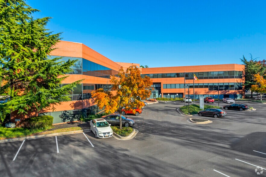 1375 Piccard Dr, Rockville, MD à louer - Photo du bâtiment - Image 2 de 7