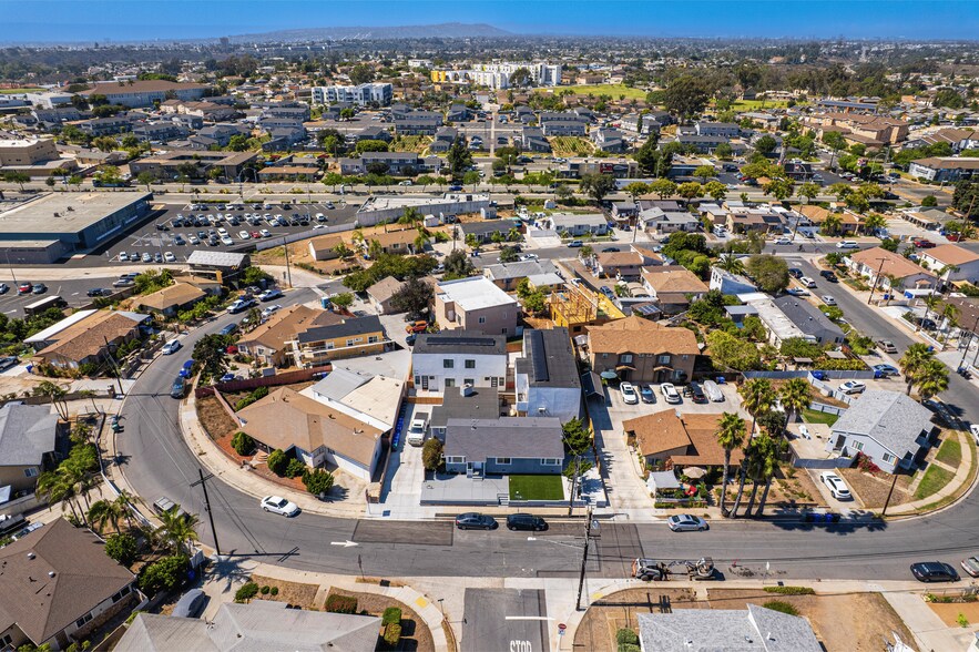 7128 E Hyatt St, San Diego, CA à vendre - Photo du bâtiment - Image 3 de 32