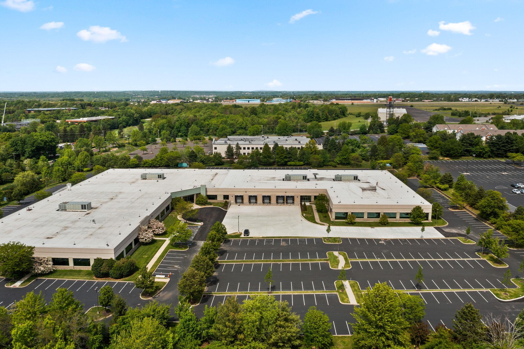 425 Privet Rd, Horsham Township, PA for lease Building Photo- Image 1 of 4