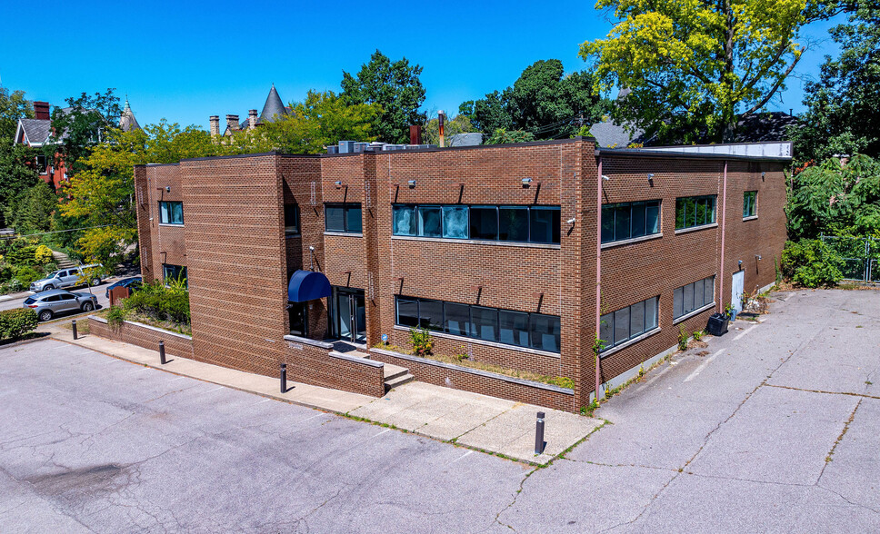 2230 Park Ave, Cincinnati, OH for lease - Building Photo - Image 2 of 8