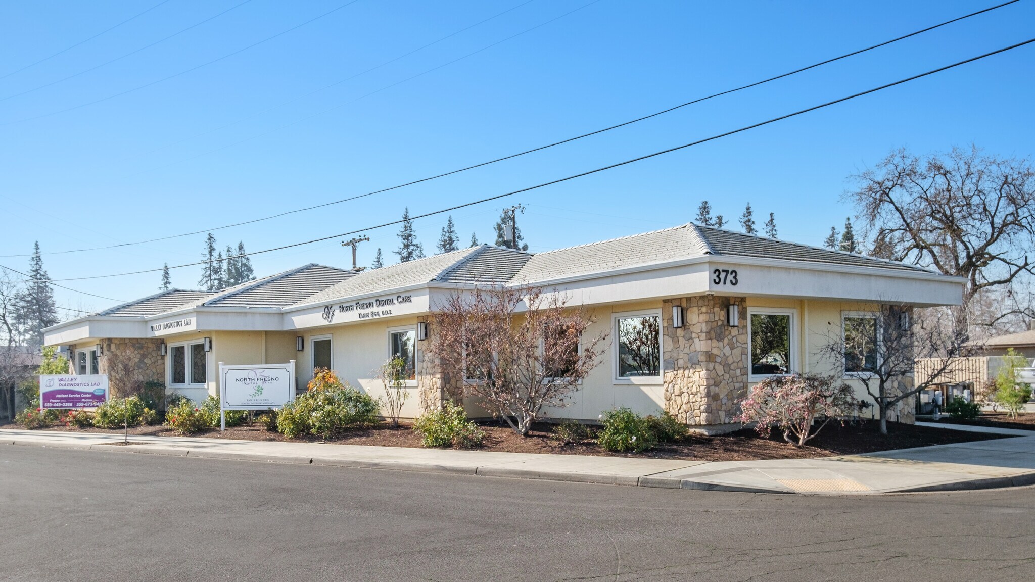 373 E Warner Ave, Fresno, CA for lease Primary Photo- Image 1 of 5