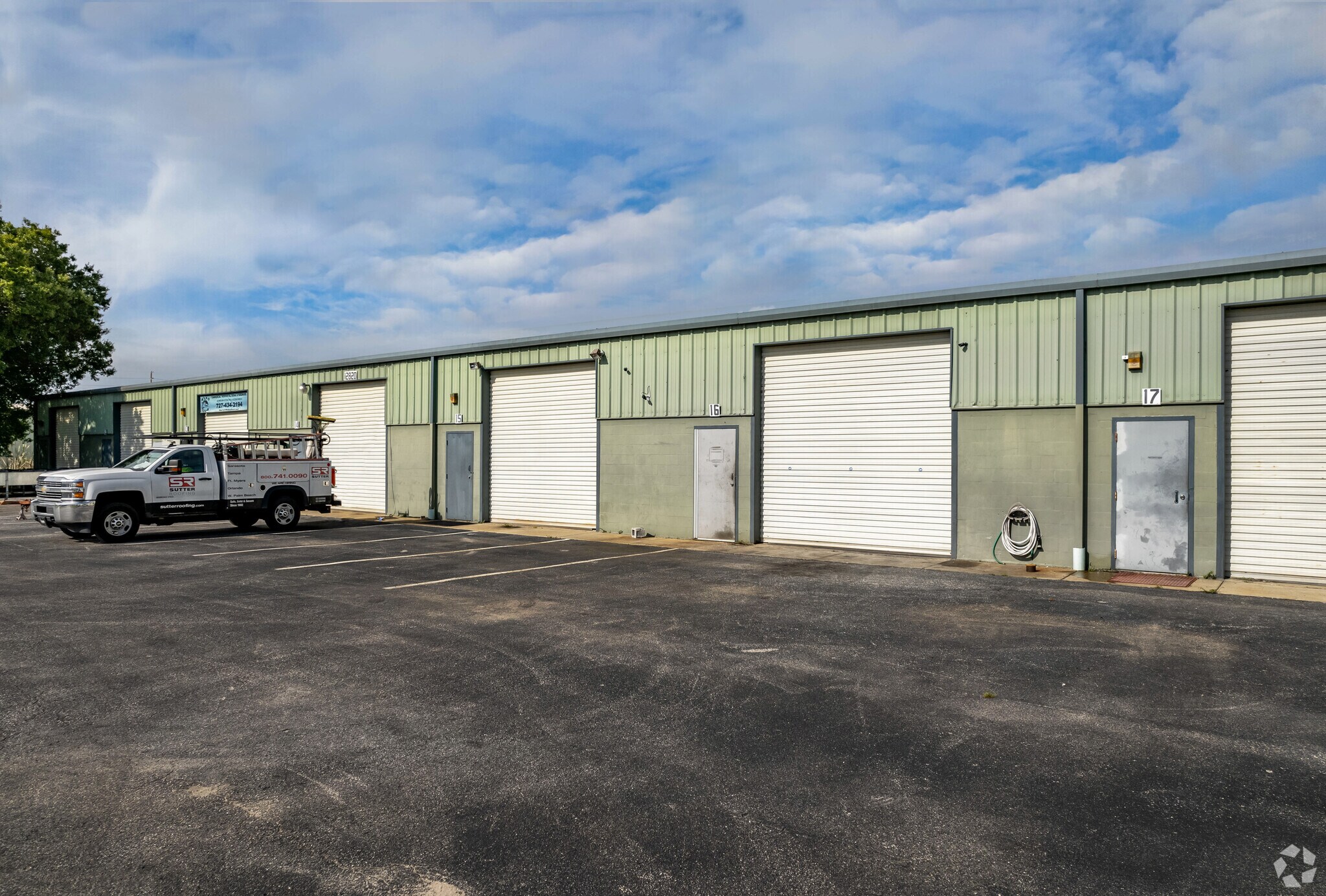 12820 Daniels Dr, Clearwater, FL à vendre Photo principale- Image 1 de 8