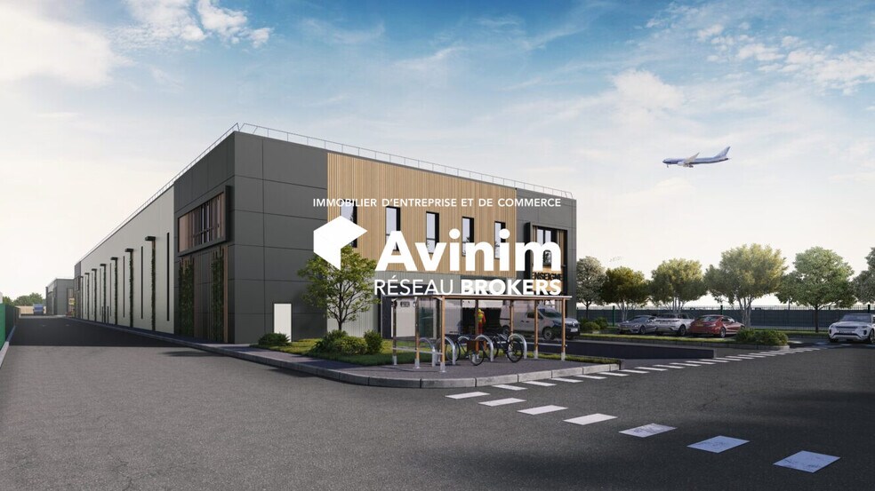 Industrial in Morangis for lease - Building Photo - Image 2 of 4
