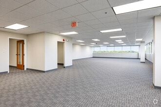 1101 N Lake Destiny Dr, Maitland, FL for sale Interior Photo- Image 2 of 9