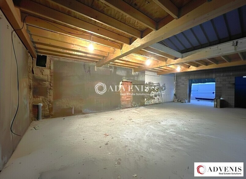 Office in Bordeaux for sale - Interior Photo - Image 3 of 7