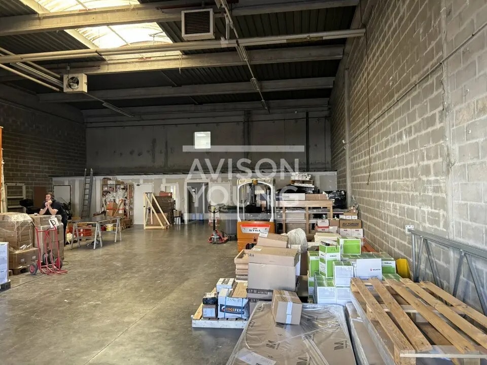 Flex in Gennevilliers for lease Interior Photo- Image 1 of 8