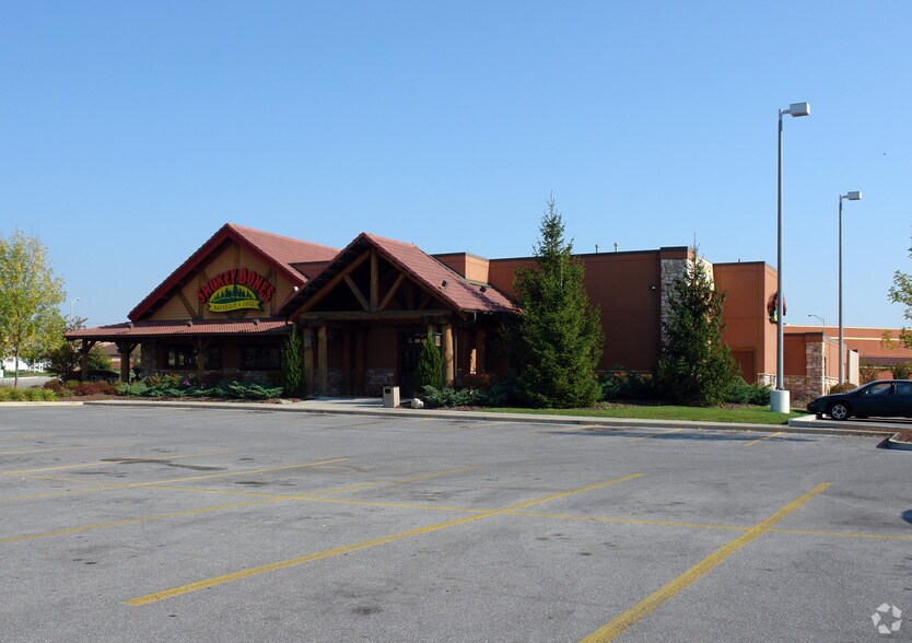 1203 Apple Glen Blvd, Fort Wayne, IN à louer - Photo du bâtiment - Image 1 de 5